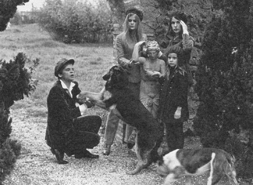 Familie mit Hunden, 1966