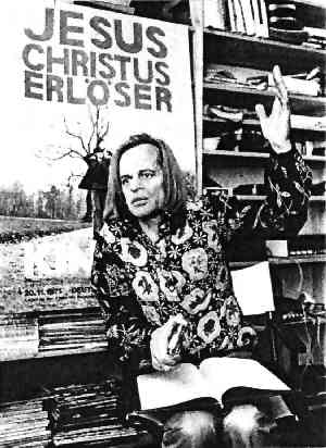 Kinski auf Promotion-Tour f&uuml;r sein Projekt 'Jesus-Christus-Erl&ouml;ser'